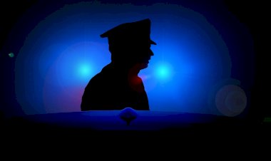 Polisi dan Seorang Pelapor