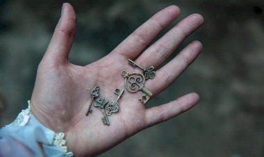 Sajak Pahala di Tangan