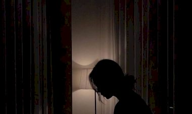 OBROLAN PANJANG DI MALAM YANG PENDEK