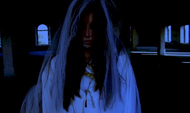 Hantu Perempuan di Hotel Y