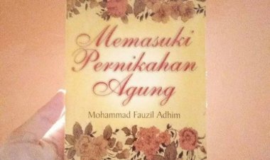 REVIEW BUKU 